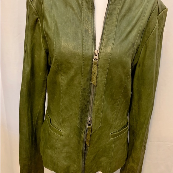 Danier Leather Jacket - Like New! - Picture 2 of 8